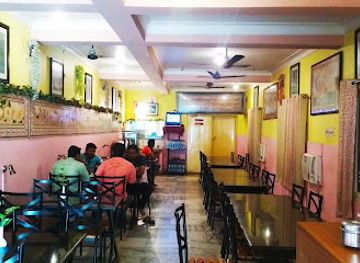 india/puri/restaurant/harry-s-cafe