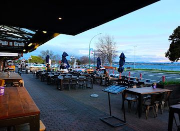 new-zealand/taupo/restaurant/waterside