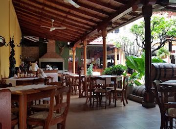 nicaragua/leonese-plains/restaurant/restaurante-el-zaguan