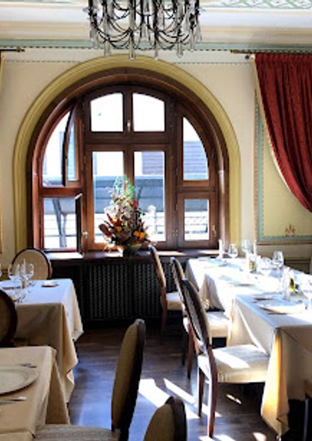 Noblesse Restaurant