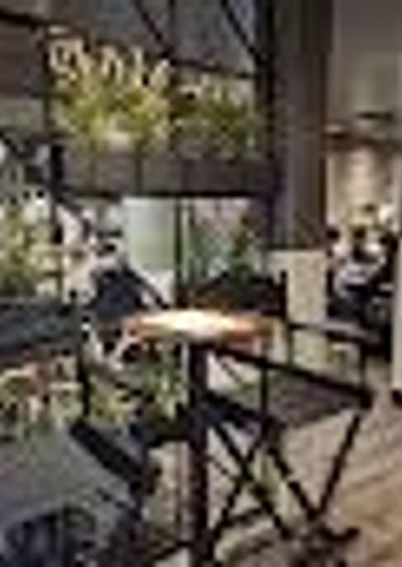 Backstage Cafe & Lounge