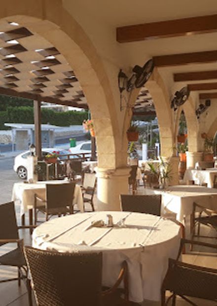Evinos Taverna