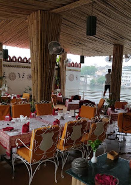 Restaurant Harigarh