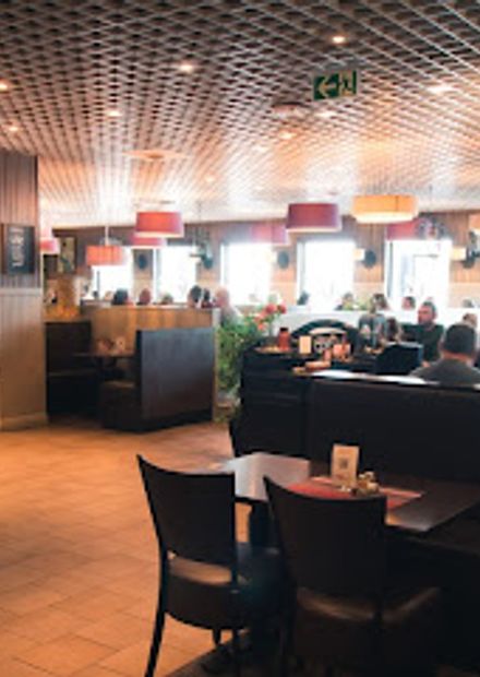 Mon Ami Restaurant