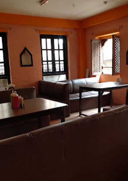 Cafe de Maayaa