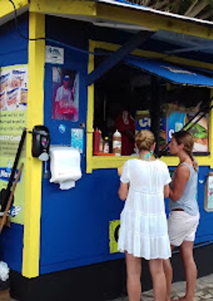 Cuzz's Fish Stand