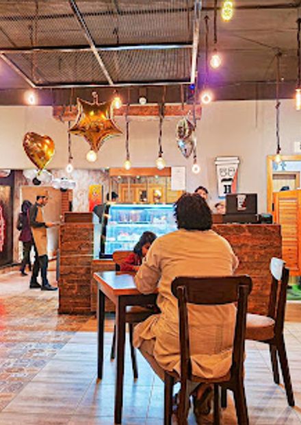 Hangry cafe