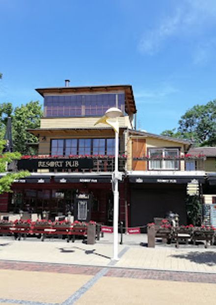 Resort Pub