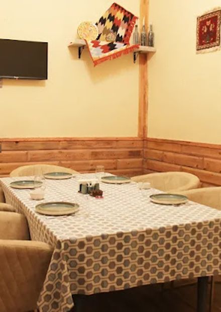 Ərkivan restoran