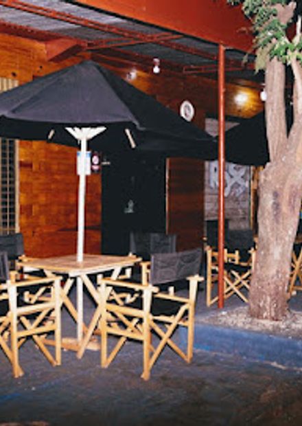 Ross Lounge