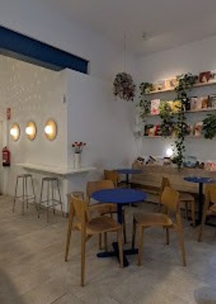 Etual Café