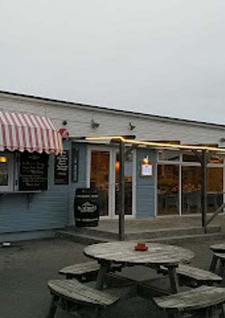 Le Braye Cafe