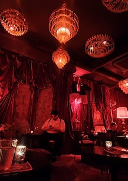 Satán Cocktail Bar