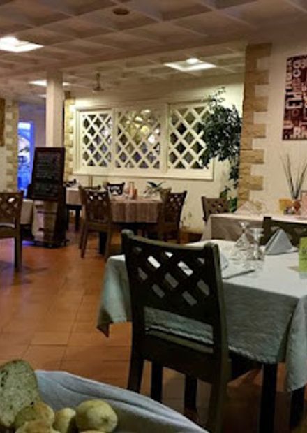 La Salsa Restaurant