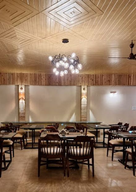 Bistro 16