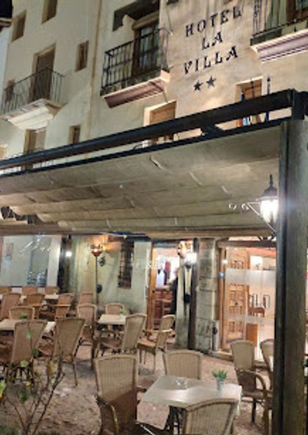La Esencia, Gastrobar