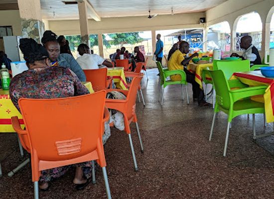 ghana/brong-ahafo/restaurant/falls-rest-stop-restaurant