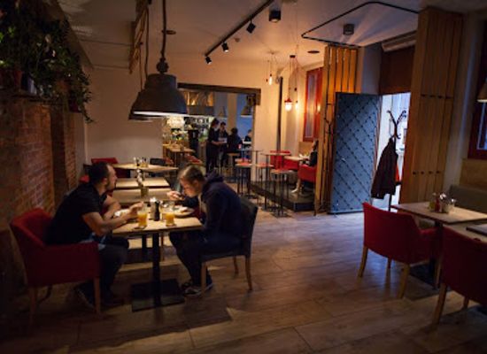 poland/gdansk/restaurant/machina-eats-beats