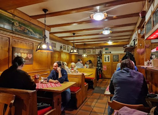 germany/swabia/restaurant/altstadtgasthaus-bauerntanz