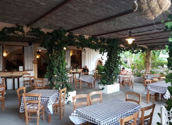 greece/south-aegean/restaurant/the-old-house-restaurant