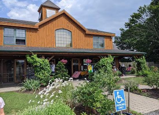massachusetts/south-coast/restaurant/sweet-berry-farm