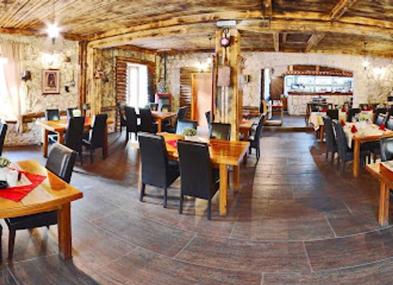 montenegro/cetinje/restaurant/restoran-taverna