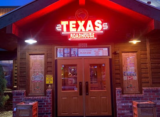 north-dakota/bismarck/restaurant/texas-roadhouse