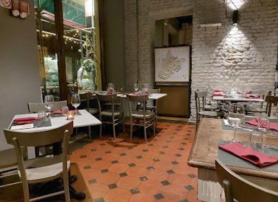 italy/turin/vanchiglia/restaurant/ristorante-silos