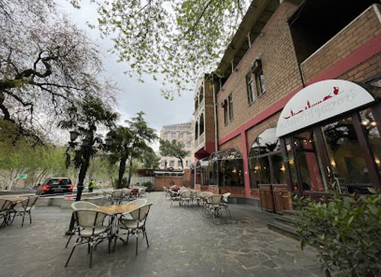 georgia/tbilisi/restaurant/maspindzelo