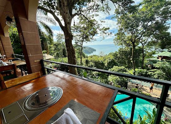 costa-rica/manuel-antonio-national-park/restaurant/carambola-seafood-and-korean-bbq-restaurant