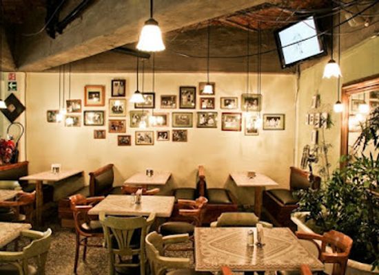 mexico/mexico-city/roma/restaurant/el-parnita