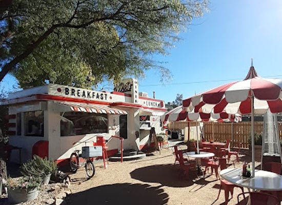 arizona/huachuca-mountains/restaurant/dot-s-diner