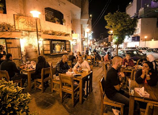 jordan/amman/rainbow-street/restaurant/fatatri