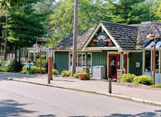 michigan/sleeping-bear-dunes-national-lakeshore/restaurant/nonna-s-at-the-homestead