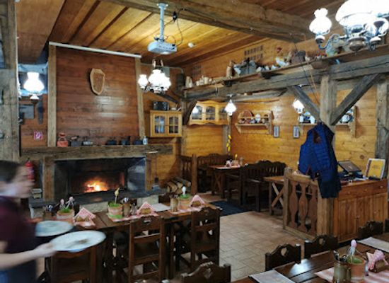 slovakia/dolina/restaurant/ludova-restauracia-na-svahu-biela-put