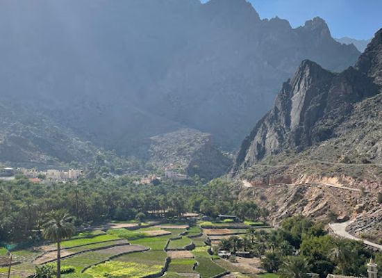 oman/al-hajar-mountains/restaurant/traditional-omani-meals-and-coffee