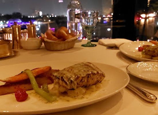 egypt/cairo/giza/restaurant/the-grill