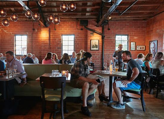 missouri/bootheel/restaurant/third-street-social