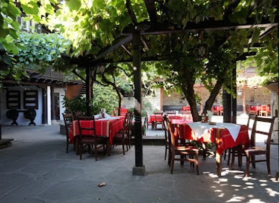 bulgaria/gabrovo/restaurant/strannopriemnitsa