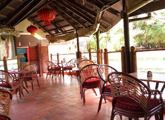 kenya/eastern-region/restaurant/bonds-garden-restaurant