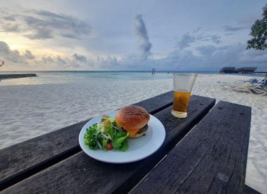 maldives/kaafu-atoll/restaurant/beach-grill