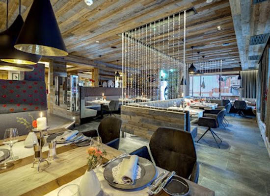 austria/saalbach-hinterglemm/restaurant/restaurant-herzlstubn