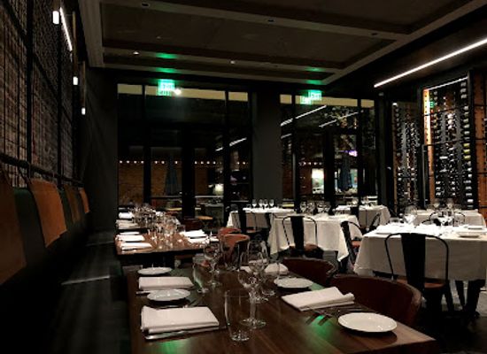 texas/brazos-valley/restaurant/porters-dining-bar