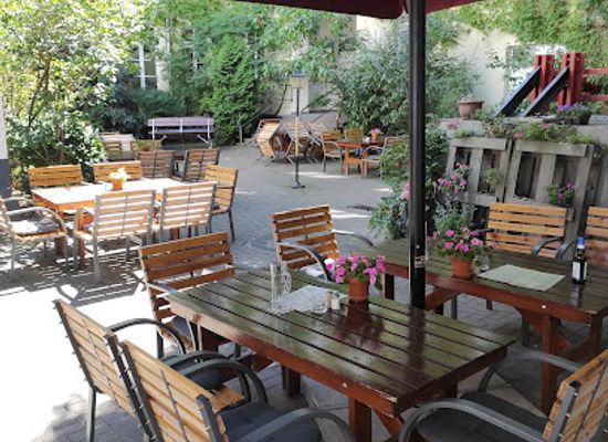 germany/leipzig/plagwitz/restaurant/prellbock-das-restaurant