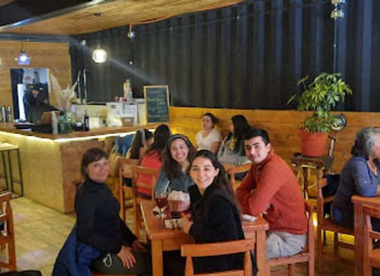 chile/futaleufu/restaurant/la-base-13k-restaurante-futaleufu