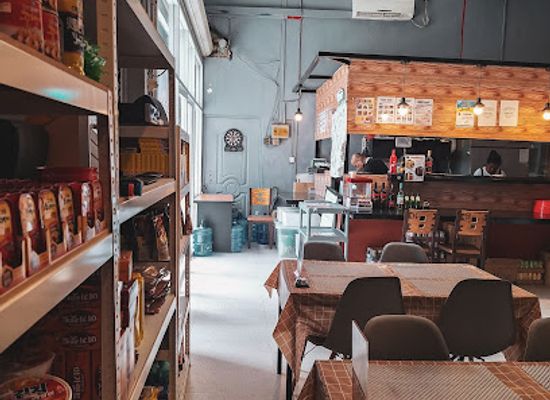 timor-leste/lautem/restaurant/suji-s-grill-sushi