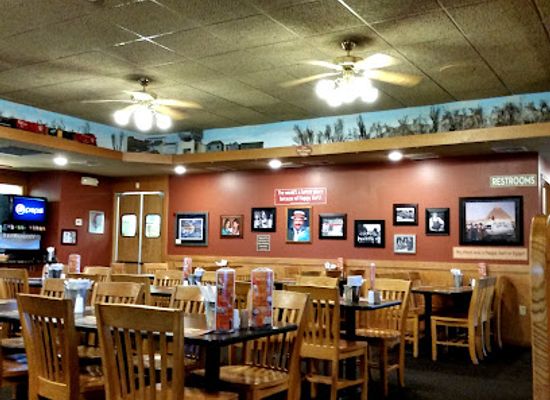 illinois/galena-territory/restaurant/happy-joe-s-pizza-ice-cream-galena