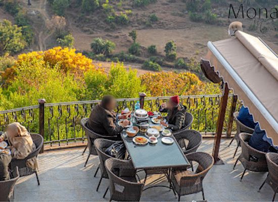 pakistan/kohistan/restaurant/the-monal-islamabad