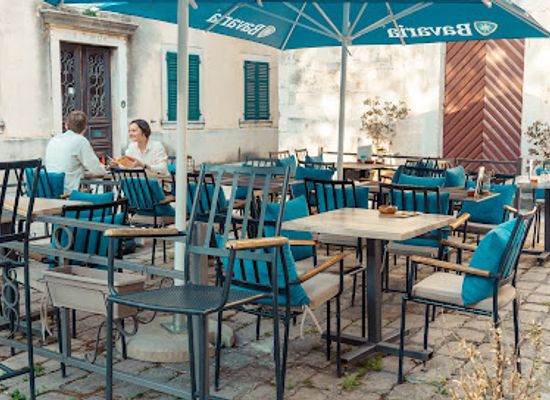 montenegro/bay-of-kotor/restaurant/pier65-turkish-restaurant