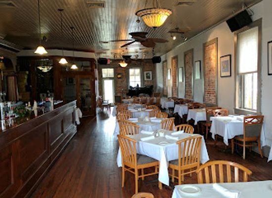 florida/apalachicola/restaurant/owl-cafe